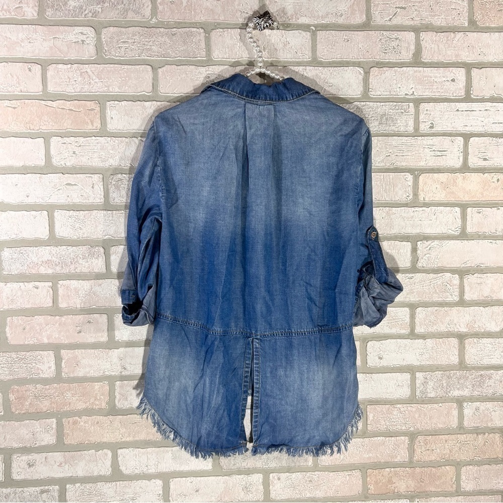 Anthropologie Cloth & Stone Chambray Raw Hem Button Front Shirt Size XS - Picture 9 of 12